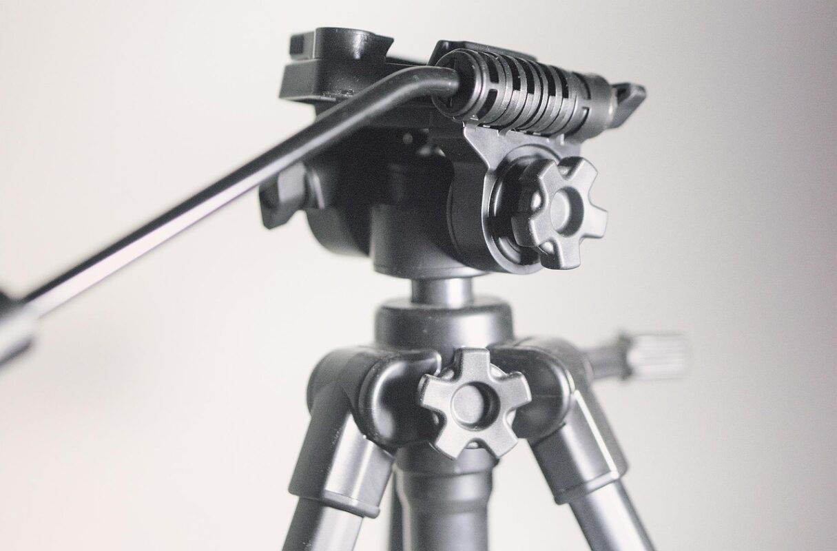 Getting a phone tripod to actually stay still