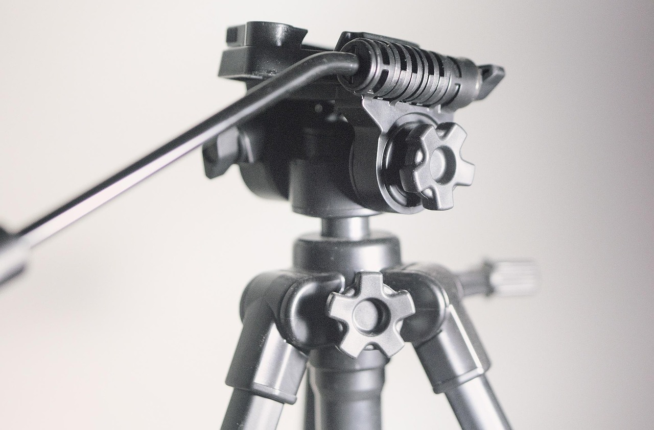 Getting a phone tripod to actually stay still